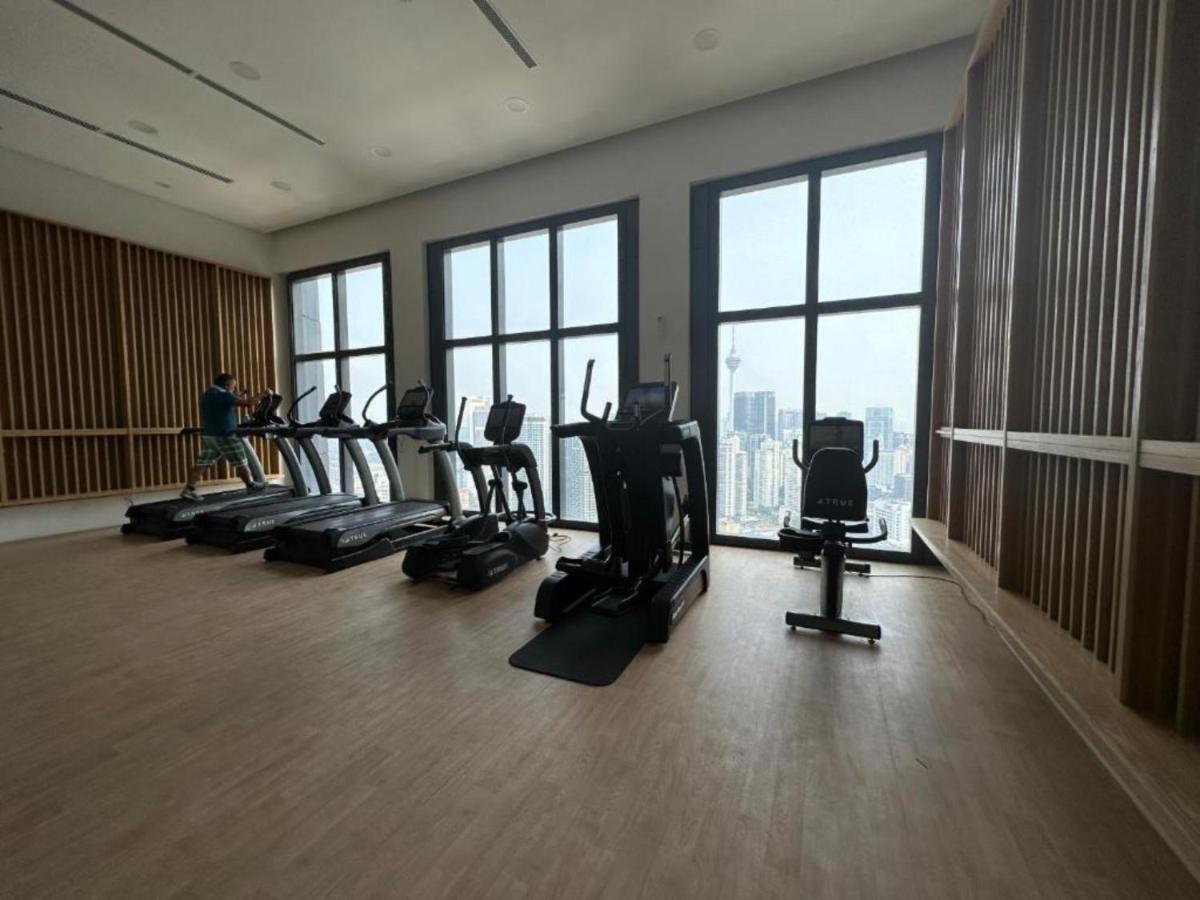 Bunga Suite At Lucentia Bbcc Куала Лумпур Екстериор снимка