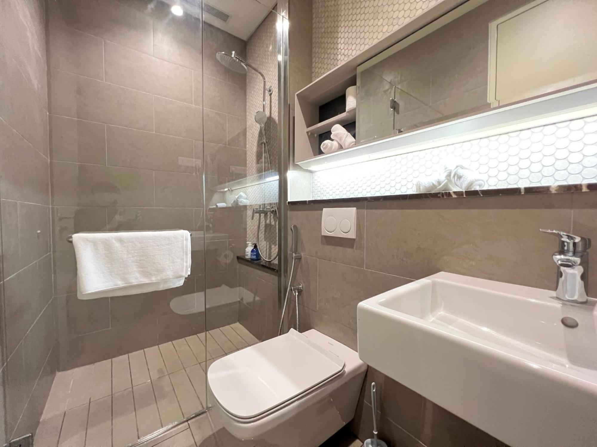 Bunga Suite At Lucentia Bbcc Куала Лумпур Екстериор снимка